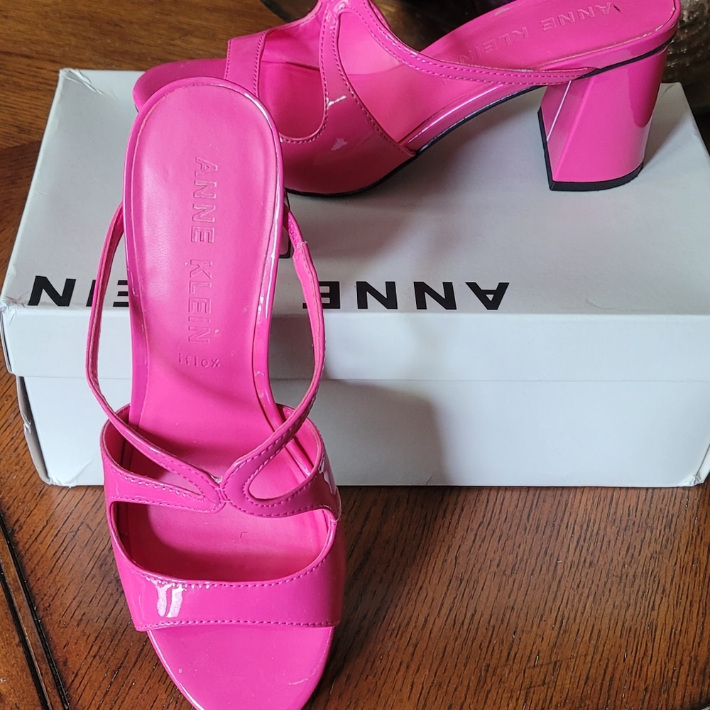 Anne Klein Pink Block Heels - Picture 2 of 8